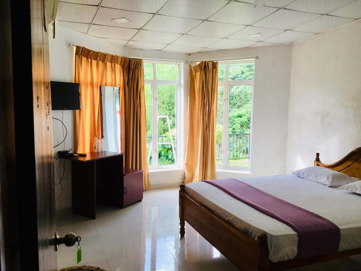 Diyaluma Falls Inn Koslanda Ngoại thất bức ảnh